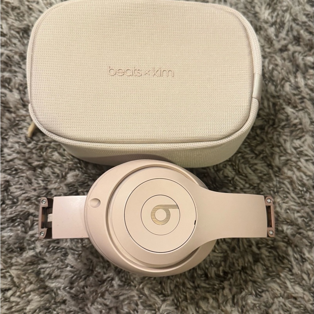 Beats by Dre Over-Ear Headphones - Cream
